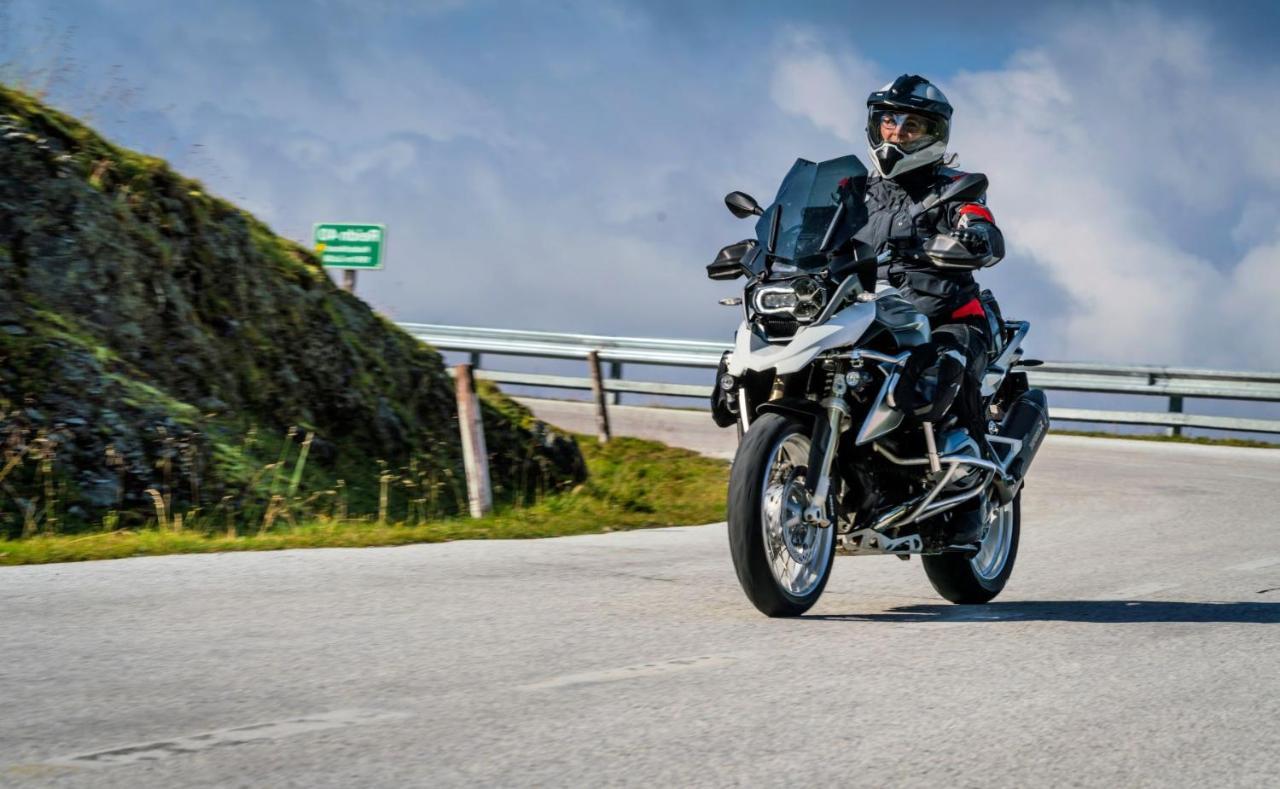 Grizzly Sport & Motorrad Resort Sankt Margarethen im Lungau Exterior foto